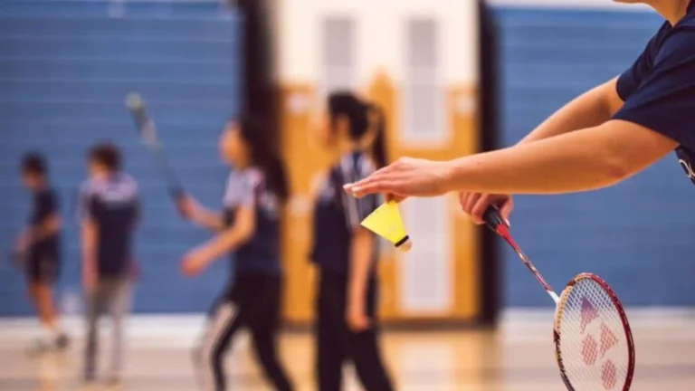 Badminton Explained Simply: A Beginner’s Guide Without the Jargon